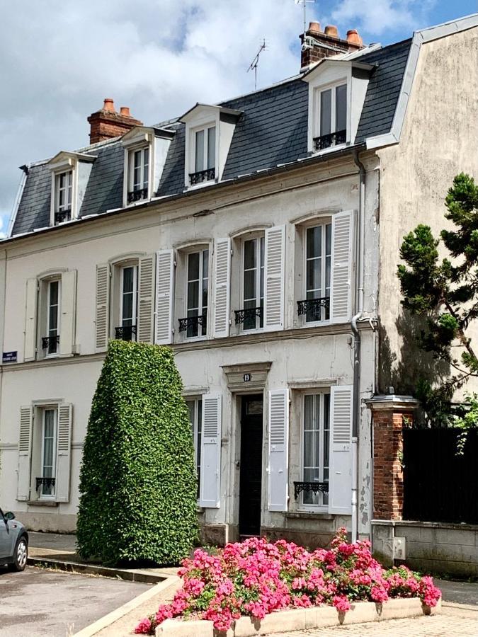 Les Remparts De Joussaume Latour Leilighet Château-Thierry Eksteriør bilde